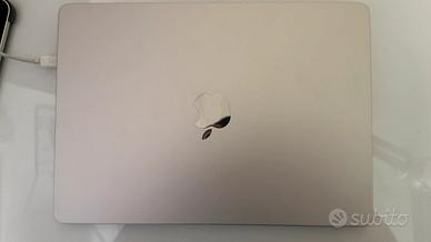 MacBook Air M2 13”