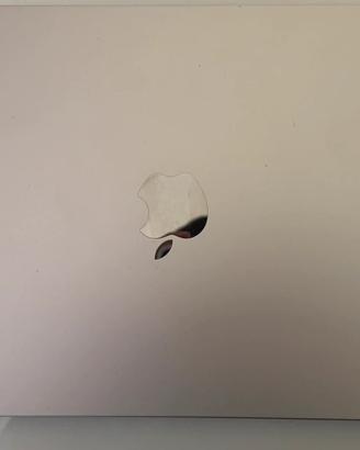 MacBook Air M2 13”