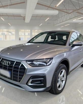 AUDI Q5 40 TDI MHEV BUSININESS ADVANCED QUATTRO S 