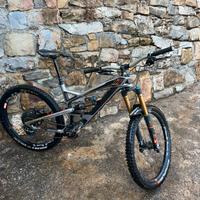 Yt capra pro race