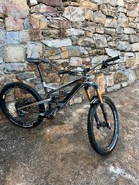 Yt capra pro race