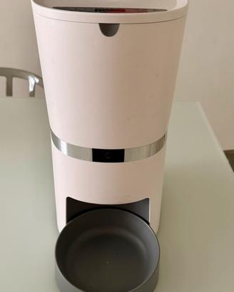 Distributore cibo secco gatti