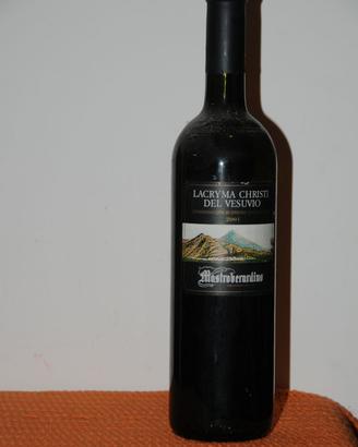 Vino bianco secco  LACRYMA CHRISTY DEL VESUVIO