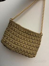 Borsa ad uncinetto