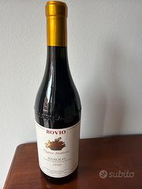 Bottiglia di vino Barolo