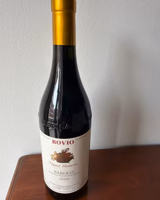 Bottiglia di vino Barolo