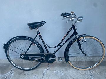 Umberto Dei bacchetta donna