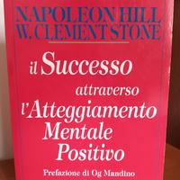Il successo attraverso l'atteggiamento mentale pos