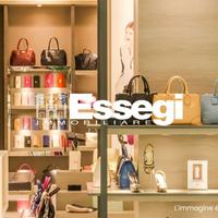 Locale commerciale a Lucca