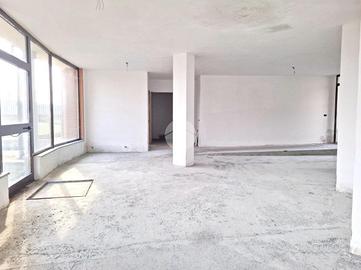 MULTILOCALE A VOGHERA