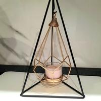 Soprammobile con candela essenza