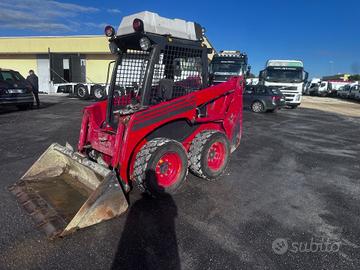 Minipala Komatsu SK714