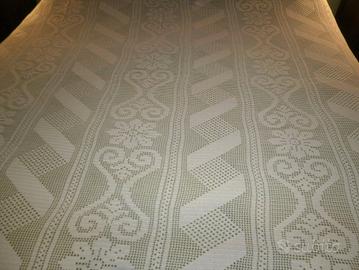 copriletto ad uncinetto matrimoniale