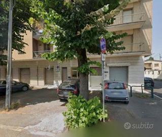 Luminoso appartamento con garage