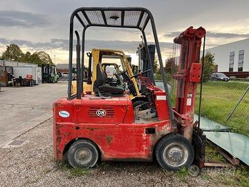 Carrello elevatore usato OM