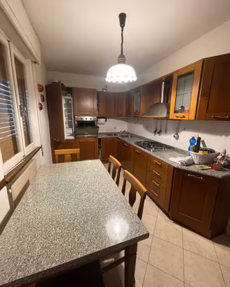 Cucina componibile in legno