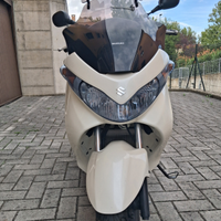 Suzuki 200