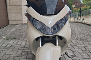 Suzuki 200