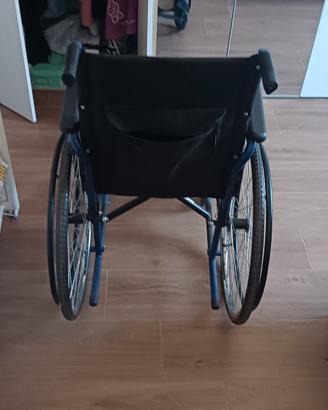 carrozzina disabili e anziani