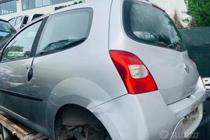 Renault Twingo benzina solo per ricambi