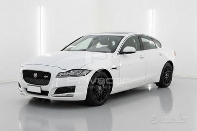JAGUAR XF 3.0 D V6 300 CV aut. Prestige