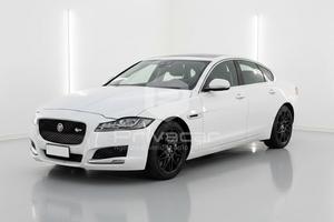 JAGUAR XF 3.0 D V6 300 CV aut. Prestige