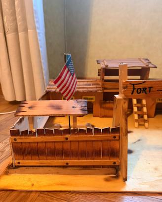 Fortino western in legno