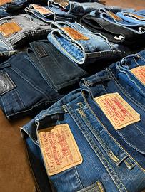 Levis stock 9 al kg