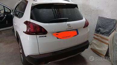 Peugeot  2008