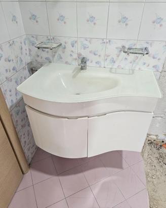 Mobiletto bagno
