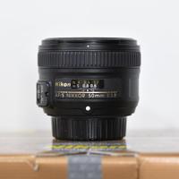 Nikon AF-S 50mm f/1.8 g