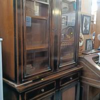 mobile credenza con vetrina