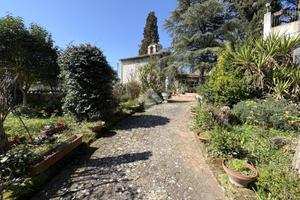 VILLA SINGOLA A TERNI
