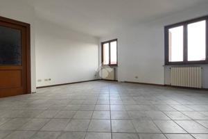 4 LOCALI A POZZOLO FORMIGARO