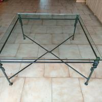 Tavolino in cristallo e ferro