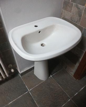 Lavandino con colonna nuovo