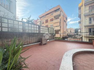 3 LOCALI A ROMA