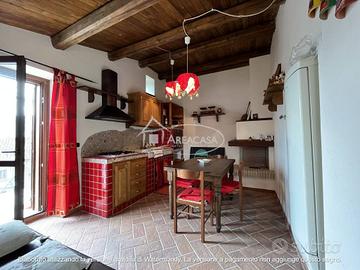 casa indipendente in borgo montano-Fleno di Acquas