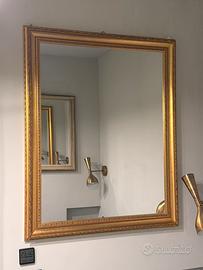Specchio con cornice dorata classica – 100x80 cm