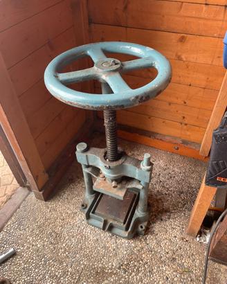 PRESSA A MANO VINTAGE