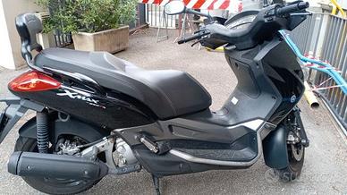 Scooter X Max 250