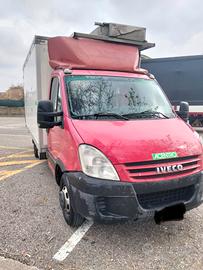 Camion Iveco Daily 35c18  motore nuovo dal 2023