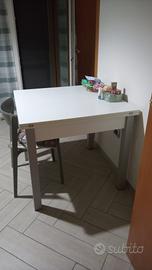 Tavolo a ribaltina