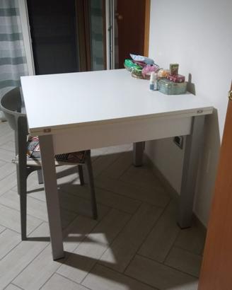 Tavolo a ribaltina