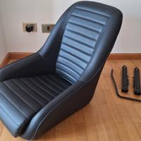 Sedile OMP Silverstone stile vintage con slitte