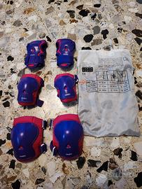 protezioni+patini a rotelle 