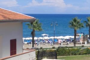 Appartamento arredato a Marina di Mandatoriccio