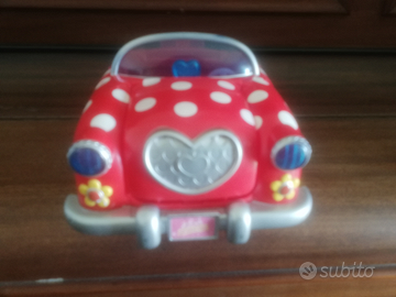Auto piccola di Minnie e Topolino