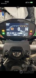 Ducati Monster 821 (MY18) 9.500 km! Pari al nuovo!