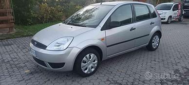 FORD Fiesta 1.2 16V 5p. ADATTA NEOPATENTATI